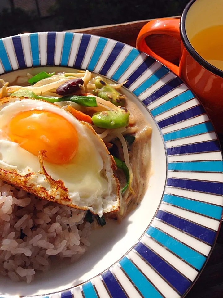 豆ご飯と野菜炒めブランチ|ちーちさん