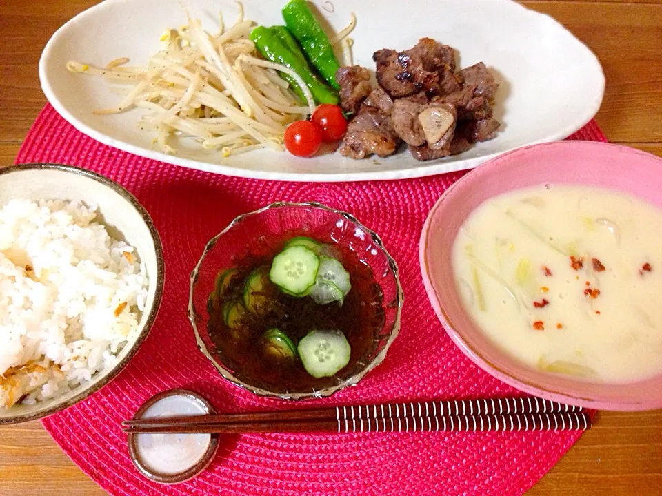 Snapdishの料理写真:ステーキ御膳♥︎|niko78さん