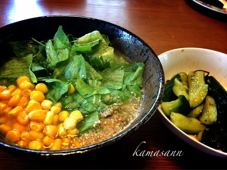 レタスラーメン🍜 叩きキュウリ♪|かまさん