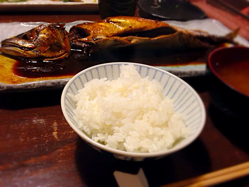 丸ごと一匹サバ味噌定食|あちきさん