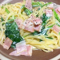 ほうれん草とベーコンのクリームパスタ|ViViさん