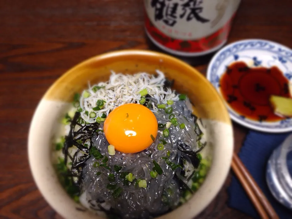 釜揚げしらすと生しらすのハーフ丼（≧∇≦）|プリケッツさん