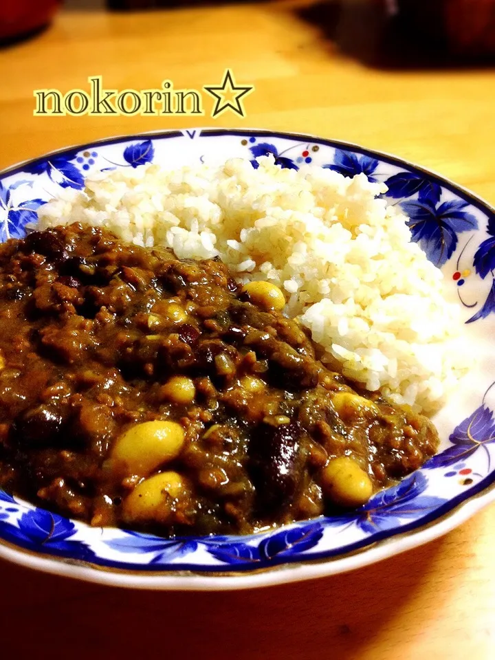 かくし味は昆布つゆ、大豆とレッドキドニーの薬膳カレー・玄米と白米1：1|nokorinさん