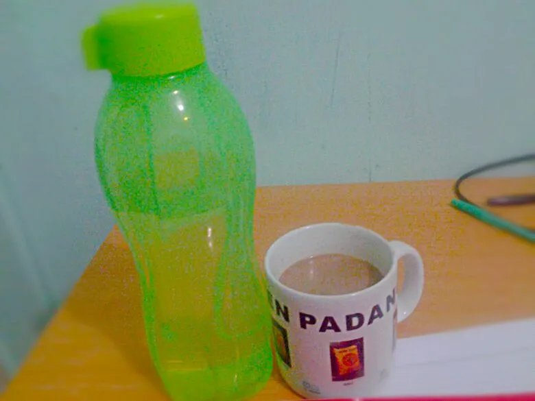 Satnite latte with pure mineral water|Gebry Ayu Diwandaniさん