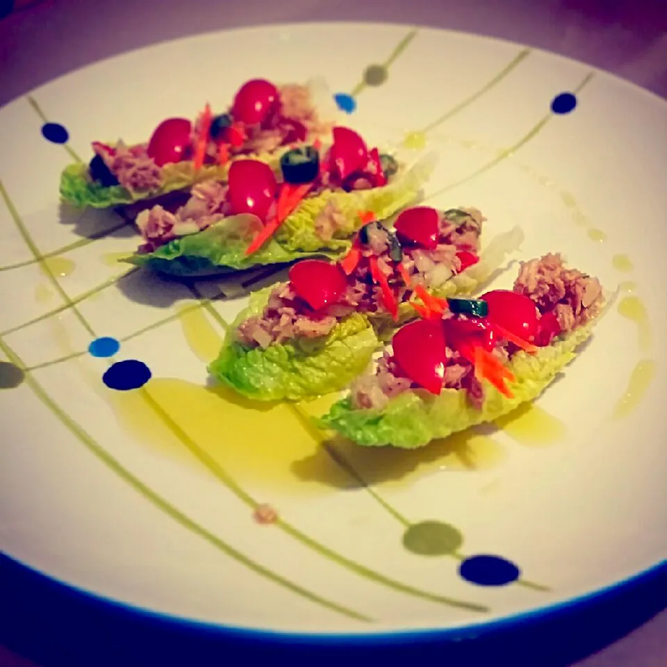 Chilli & Tuna Salad.|Joey Tavares Limさん