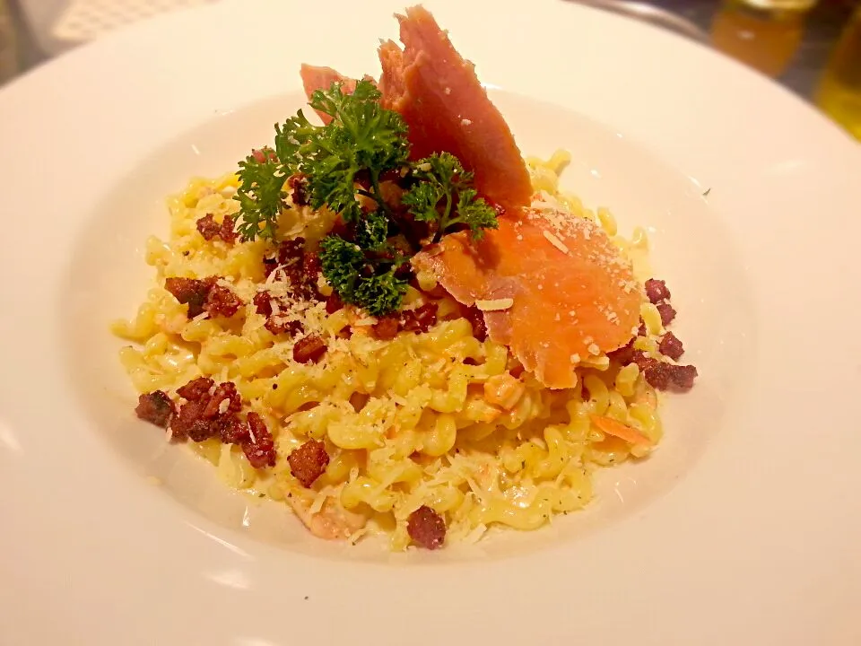 smoked salmon carbonara with nam bit (fermented pork)|Alex Smooth @ Gourmet deli (Siam Paragon)さん