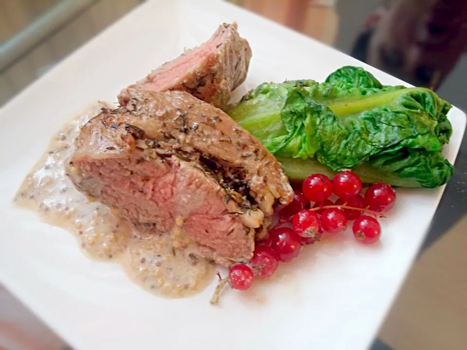 sirloin pork in thyme, sauce cream-wine-mustard (mustard French), blanched romaine lettuce ...|Matthew NLさん