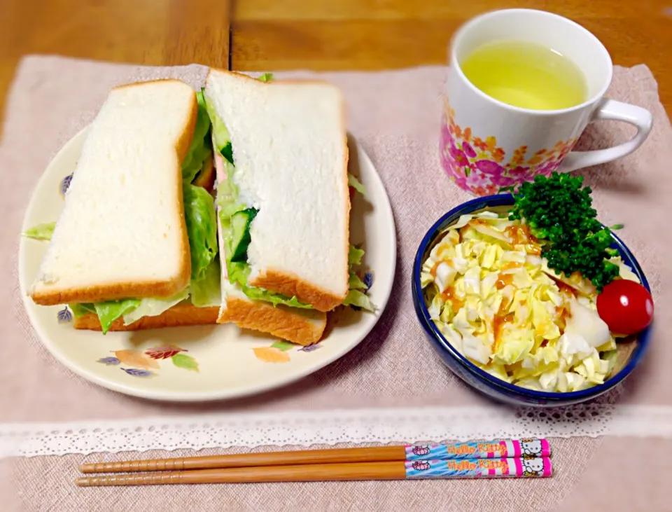 野菜サンドの朝ごはん|くりちさん