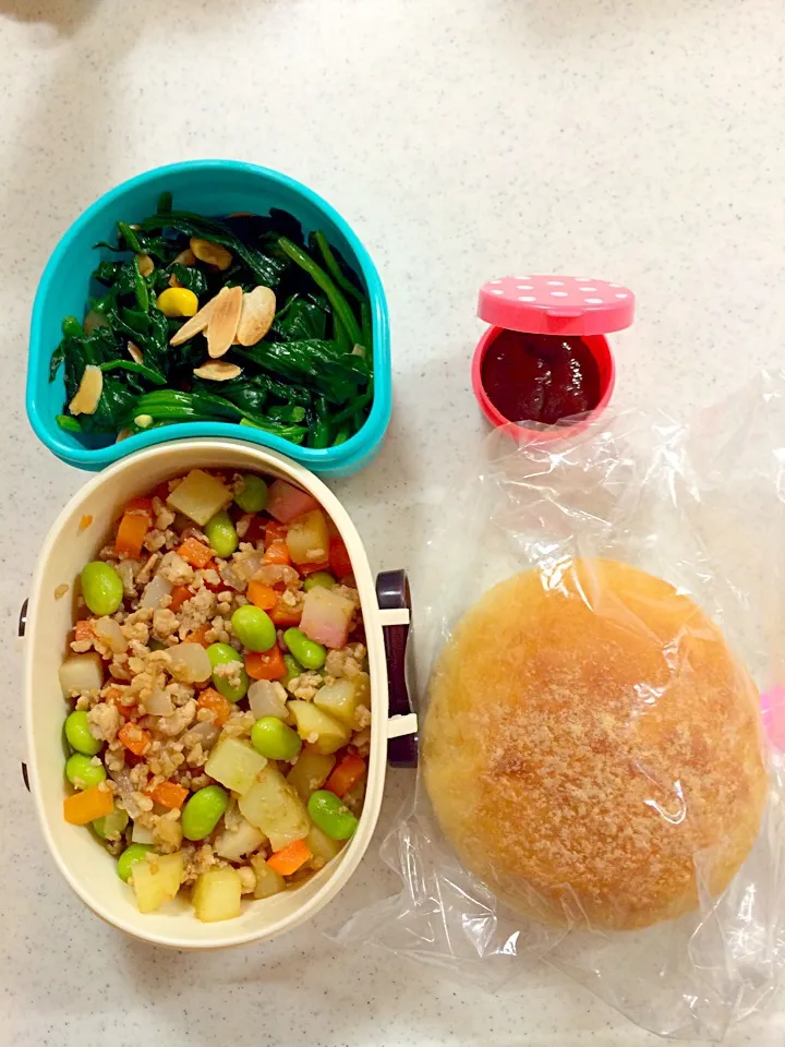 Snapdishの料理写真:4月10日 給食メニューのお弁当|あされんままさん