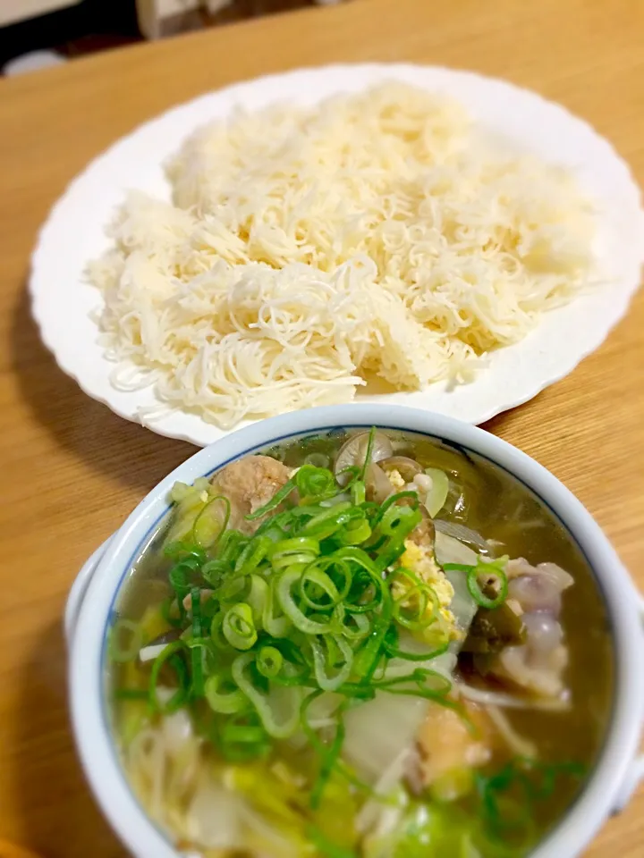 煮鶏スープ ベトナムの米麺・ブンを添えて|さらば広島の長きまつげ(東京なう)さん