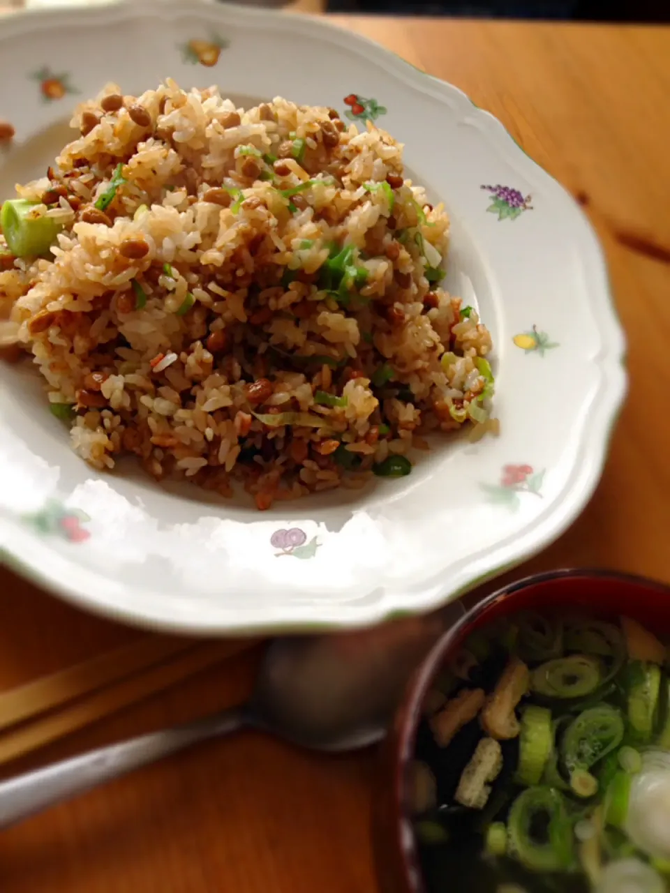 納豆チャーハンと息子の作った味噌汁！|長谷川利津子さん