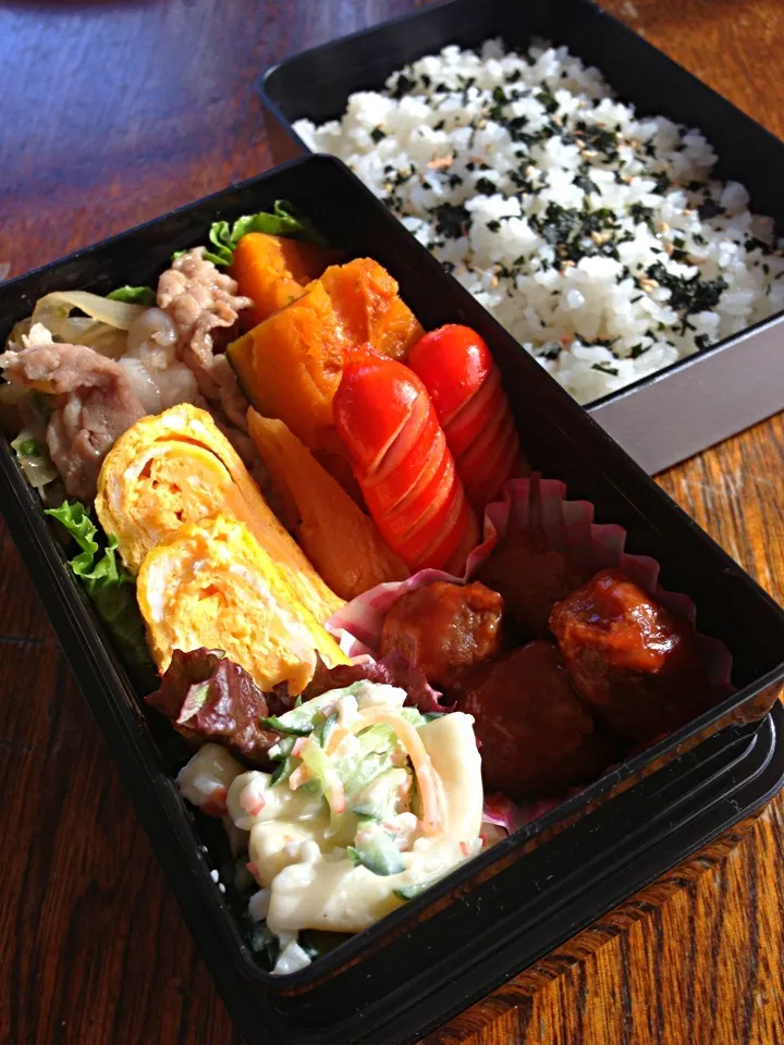 Snapdishの料理写真:次男お弁当|まる(*･ω･*)さん