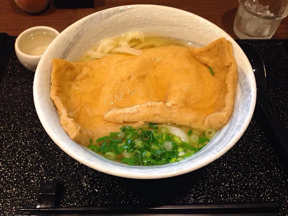 Snapdishの料理写真:きつねうどん|たんぐるさん