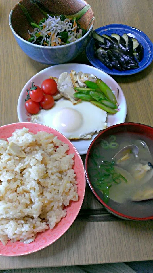 たけのこごはん＋あさり味噌汁定食|みあこさん