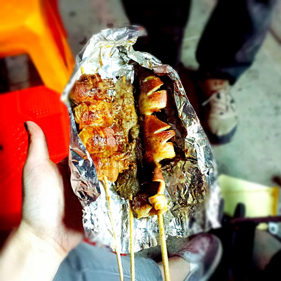 Brooklyn Street Food - Bacon wrapped enoki, beef, and squid|Kompeito_cooksさん