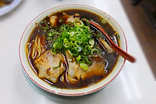 Snapdishの料理写真:京都駅横 新福菜館のラーメン|aoさん