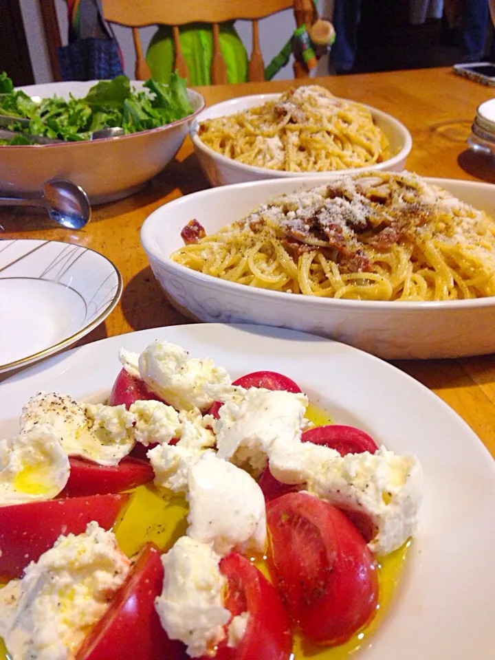 夕食はローマ風カルボナーラと愛知のフルーツトマトを使いカプレーゼ！|Chef 中川浩行さん