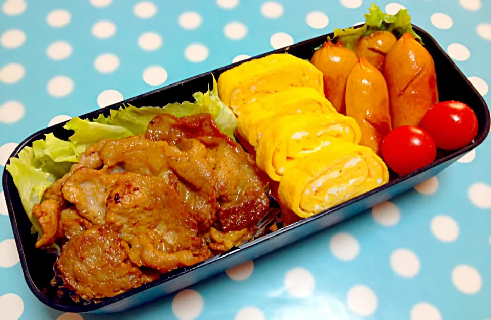 Soy Sauce Pork, Egg Omelet & Sausage Bento|Liezlさん