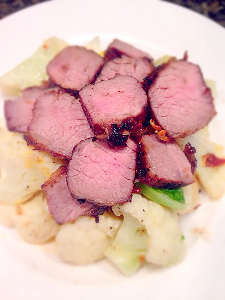 Cauliflower salad top with BBQ short ribs|Allissa Zhaoさん