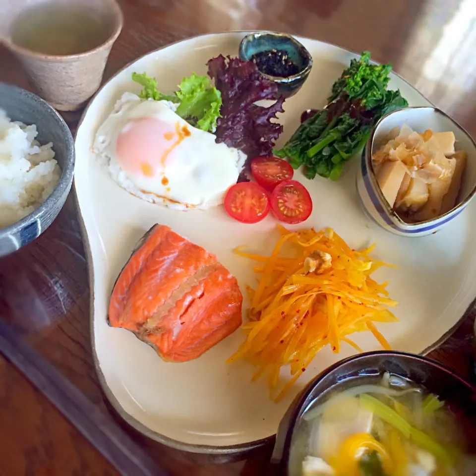 週末に静岡へお水を汲みに行きました！美味しい水と野菜達を連れ帰り筍も入手✨幸せだ✨|こら7さん