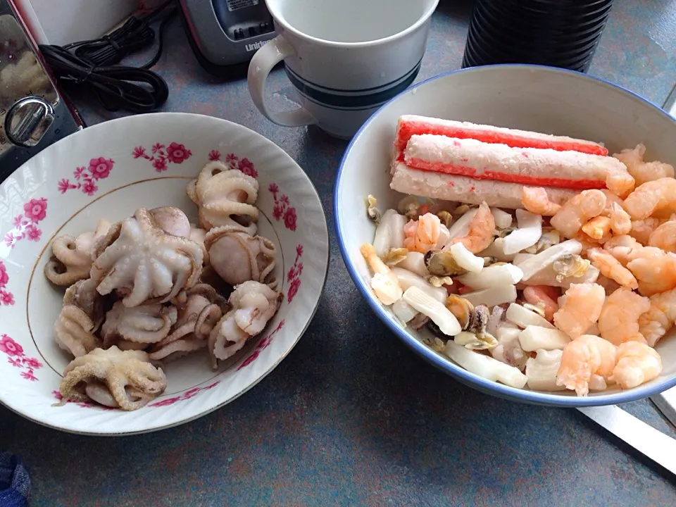 Snapdishの料理写真:Seafood chowder ingredients|Miriam Hughesさん