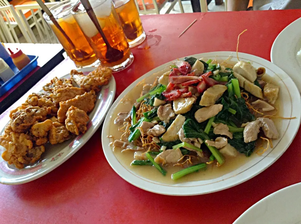 Ayam Tepung - Mie Kwantung|Bambang Budiono Tjioさん