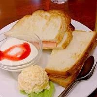 Snapdishの料理写真:モーニング☀️in名古屋|あずあずあずさん