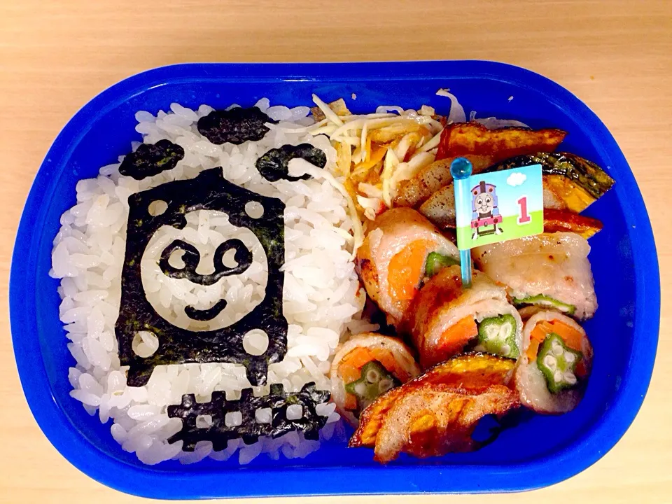 Snapdishの料理写真:大好きトーマス弁当で、がんばれ年少さん！|naoさん