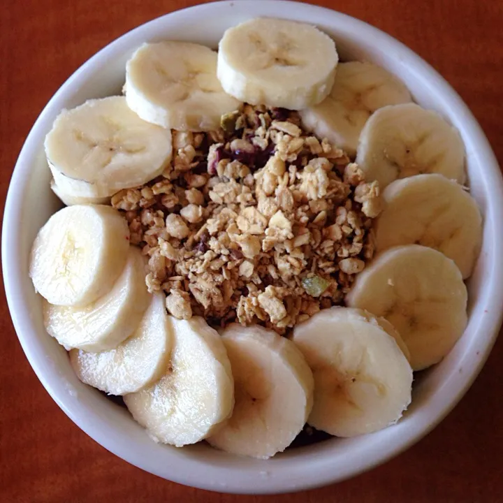 041514 Acai bowl|Caroline Kimさん