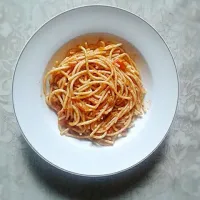 Snapdishの料理写真:pasta with tomato sauce|rotemさん