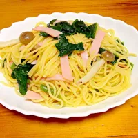 ほうれん草とシメジのパスタ|takaさん