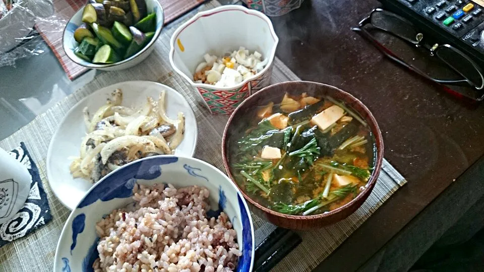 オイルサーディン炒め＆納豆＆豆腐の味噌汁|まぐろさん