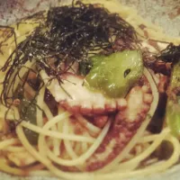 Snapdishの料理写真:明石ダコと万願寺唐辛子の和風パスタ。|南風さん