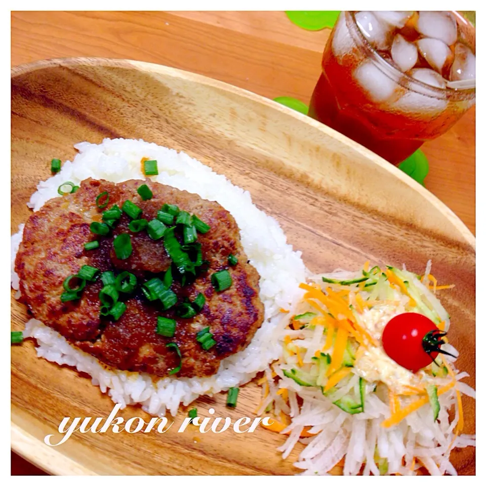 Snapdishの料理写真:おうち外食♡おろしバーグディッシュ♡|☆*yuko's kitchen*☆さん