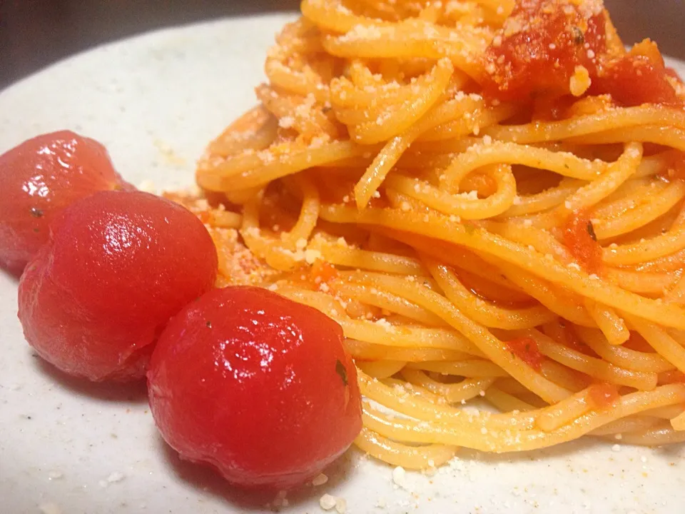 トマトソース🍅作りました♪    ので、パスタに。。|chao!さん