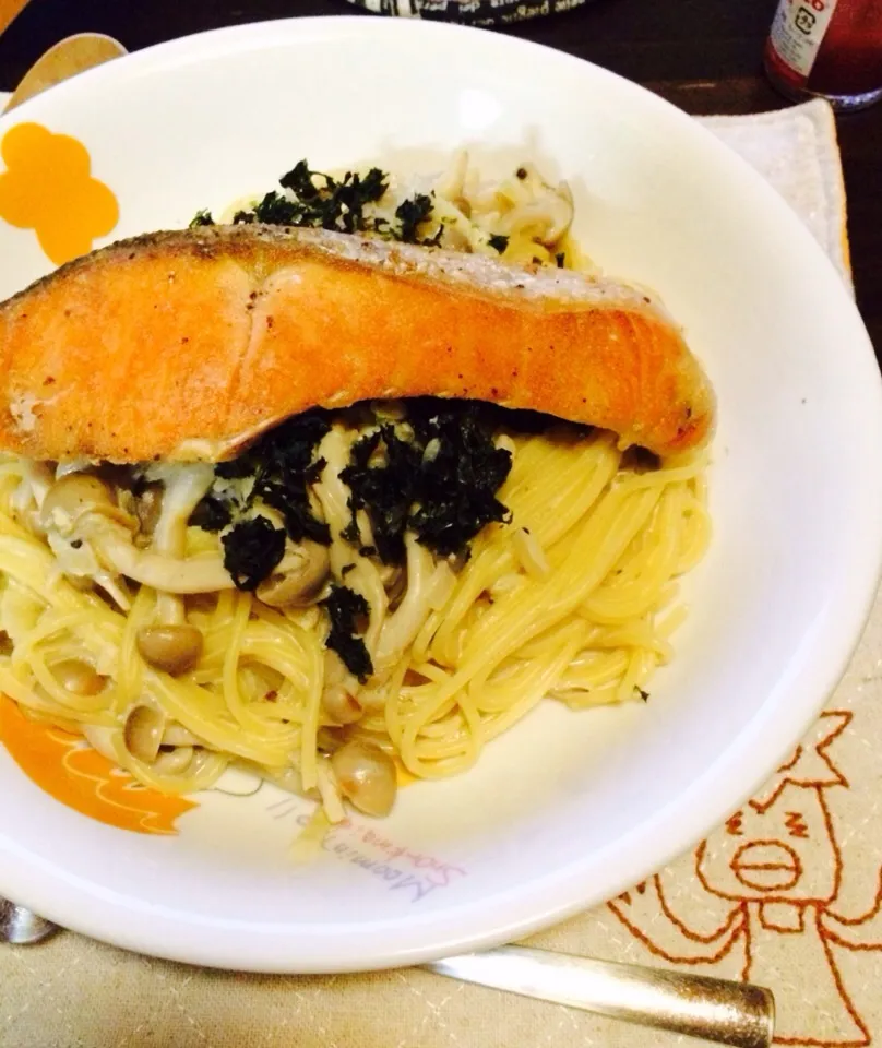 豆乳パスタ、シャケのムニエルのっけ〜（≧∇≦）|morimi32さん