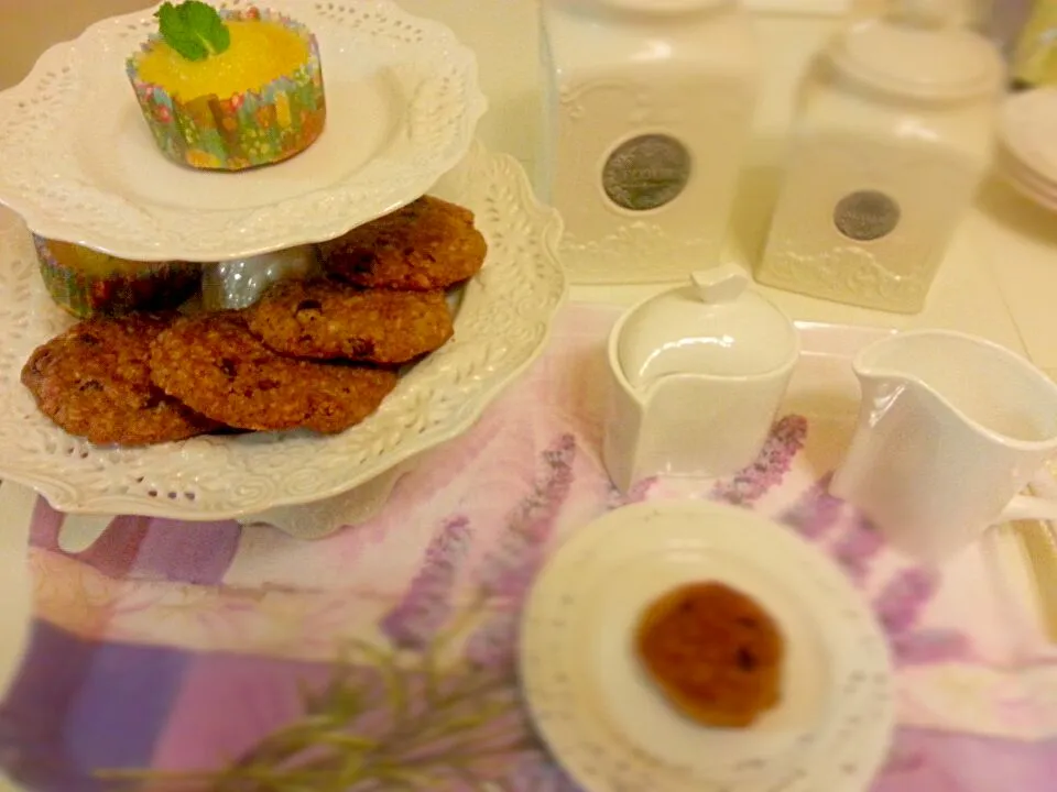 First time making organic oatmeal raisin cookies|fionaさん