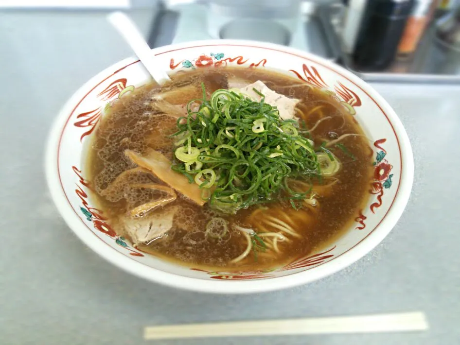 Snapdishの料理写真:学割ラーメン|真部 亜樹さん