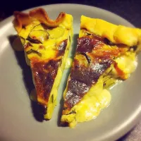 Quiche with mozzarella & zucchini