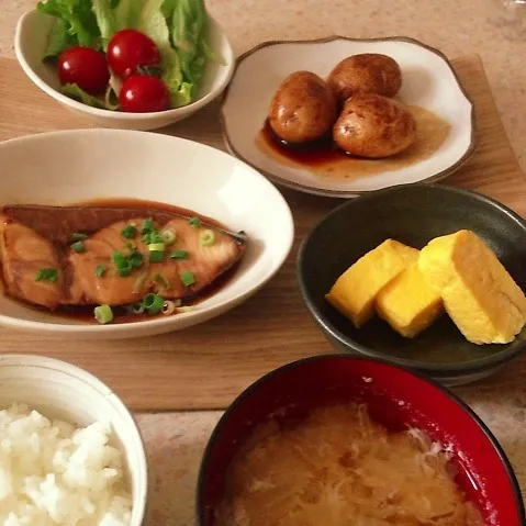 昼ご飯 白菜と卵の味噌汁|はやしさん