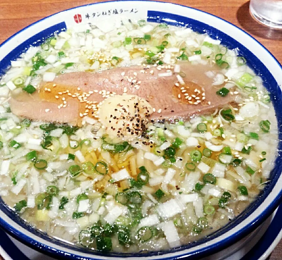 牛タン塩ラーメン|哲さん