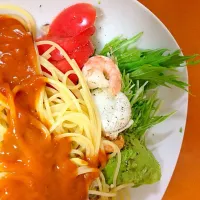 Snapdishの料理写真:アボカドとトマトとエビのパスタ|Youri Matsumotoさん