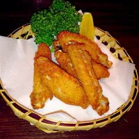 Snapdishの料理写真:手羽中の唐揚げ ¥400|izakaya ichiさん