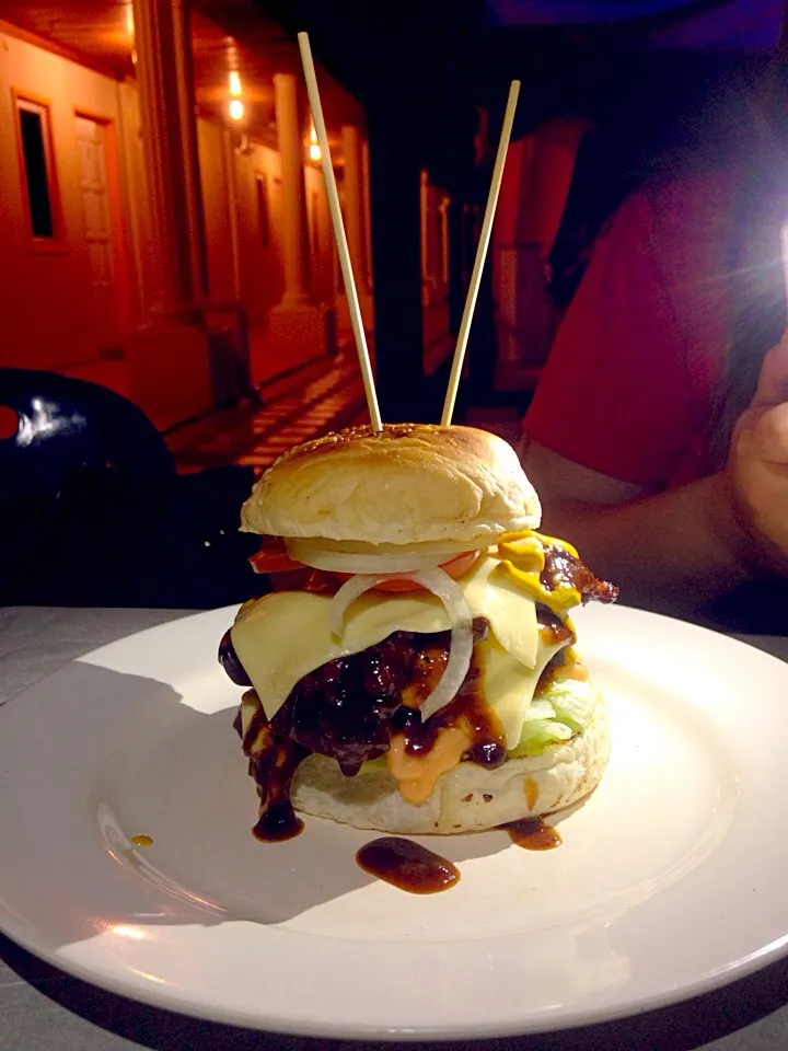 Double trouble burger!|TiffanyTeoさん