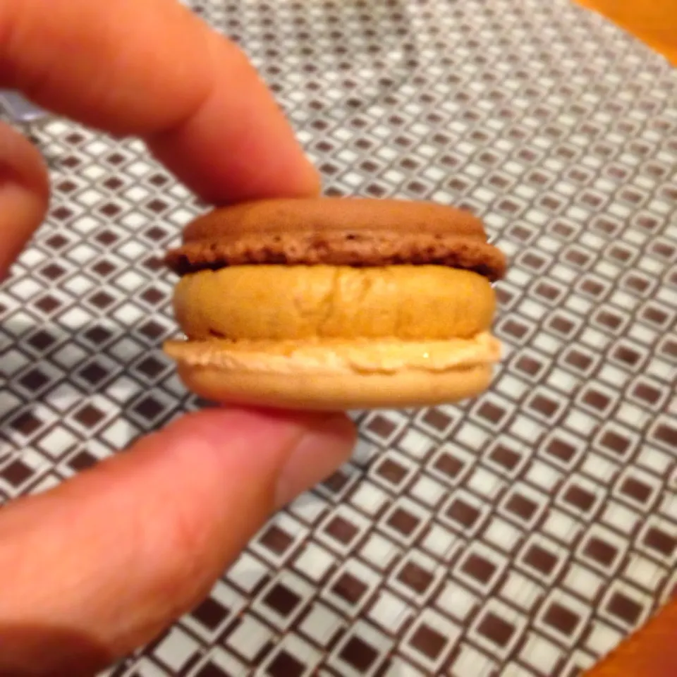 Salted caramel macaron|willzさん