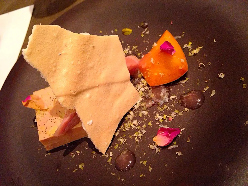 Foie gras, braaied meringue and pistachio|Obeoom Jumsai Na Ayudhyaさん