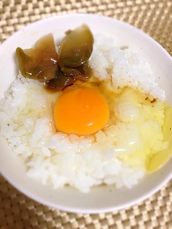 【今日のたまごかけご飯】たまご×桃屋のザーサイ|かとう ひろみさん