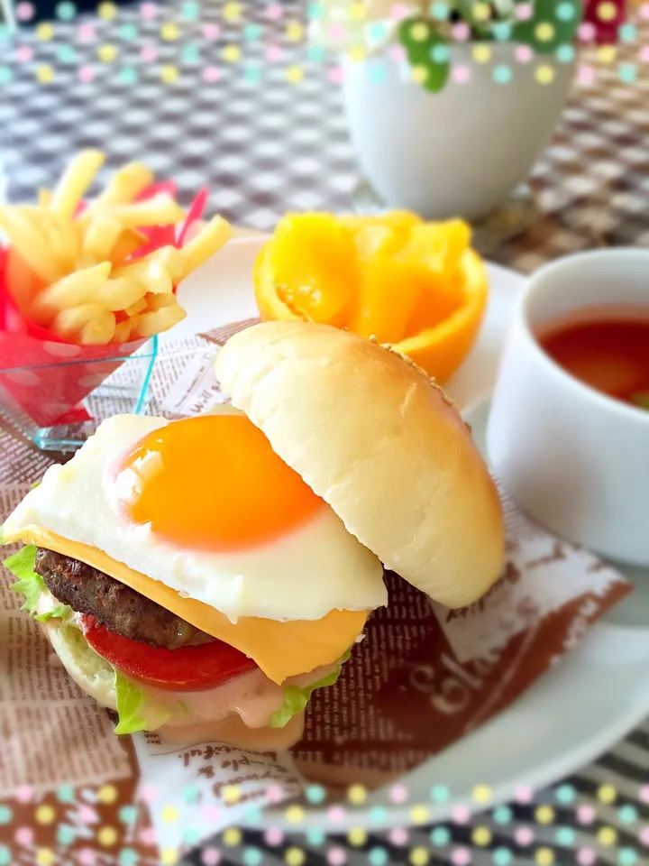 ハンバーガーLunch♪|ピオン☆さん