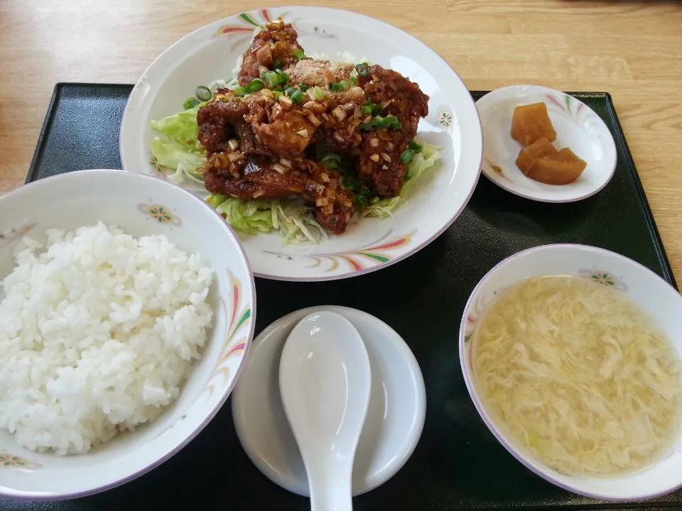 鶏の唐揚げ定食|たくぞうさん