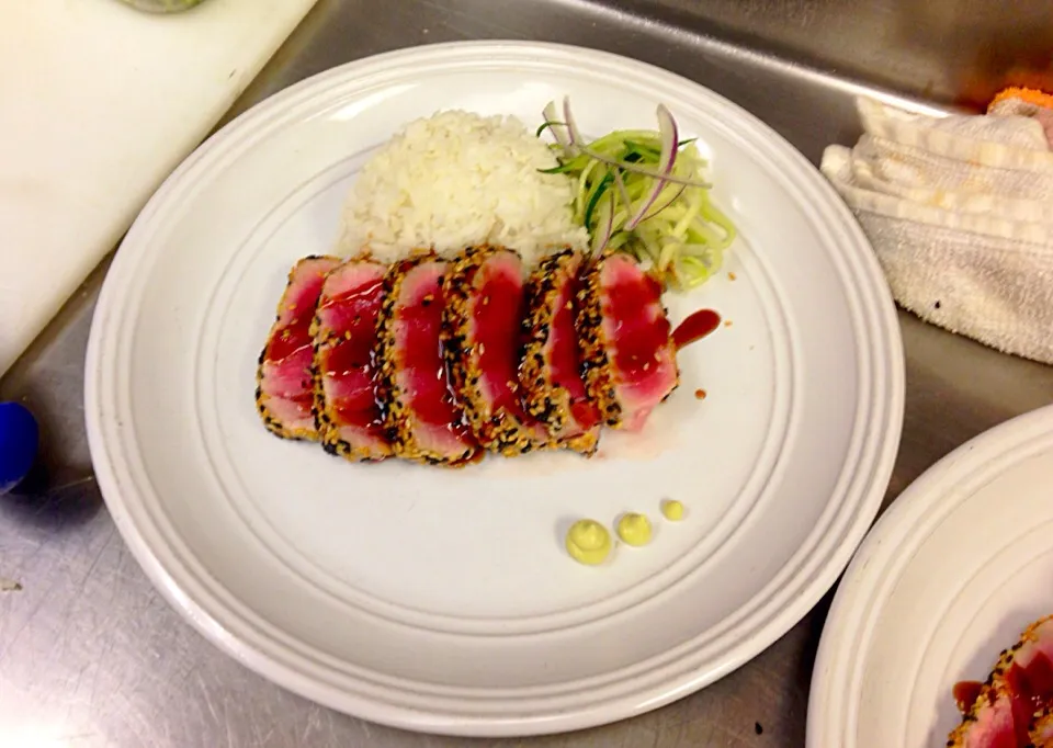 Ahi tuna|phil strattonさん